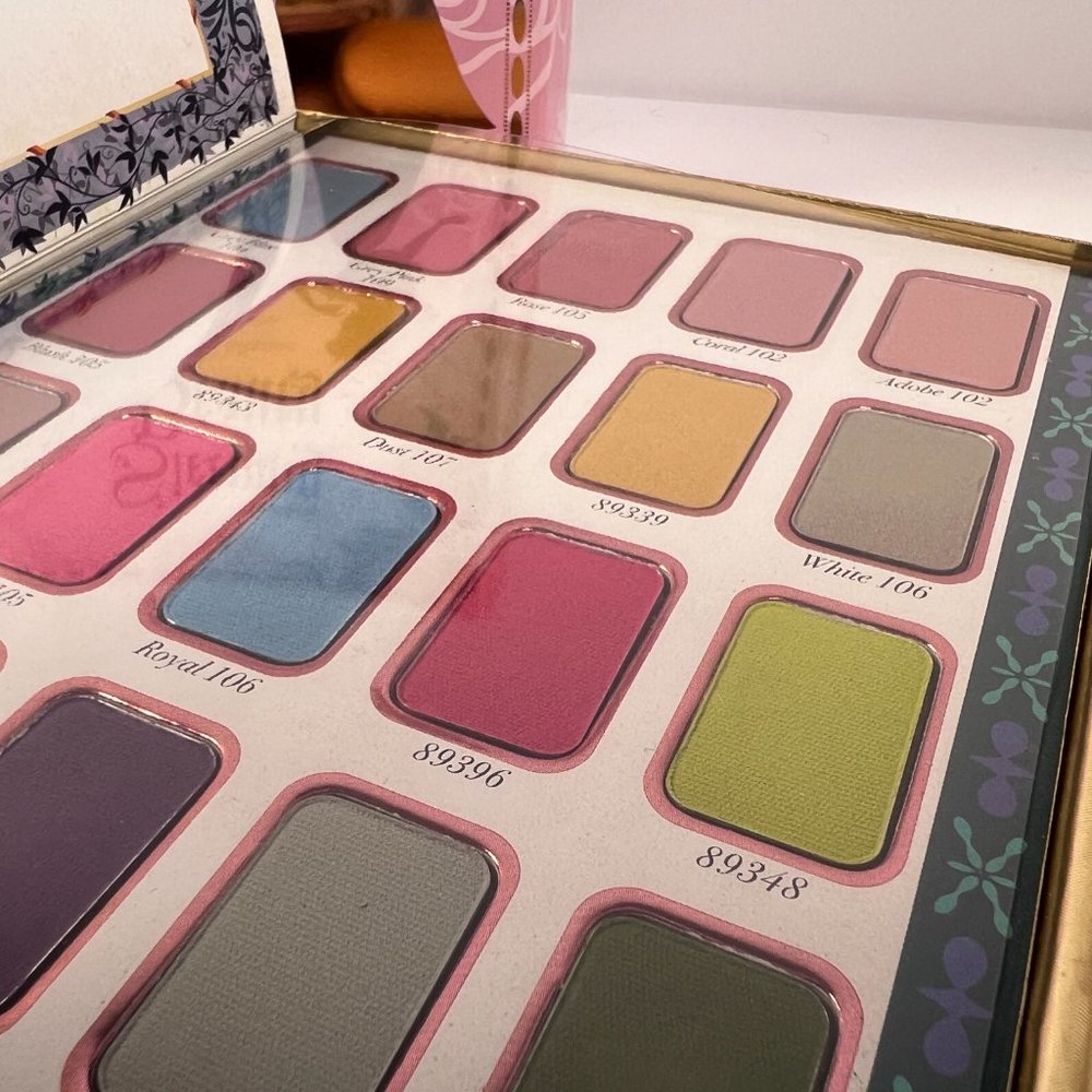 NEW Besame Cosmetics x Disney Sleeping Beauty Eyeshadow Palette - Picture 6 of 12